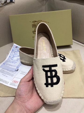 Giày slip on nữ BURBERRY