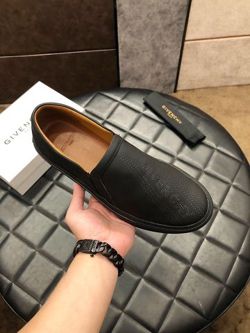 Giày slip on nam GIVENCHY da bò