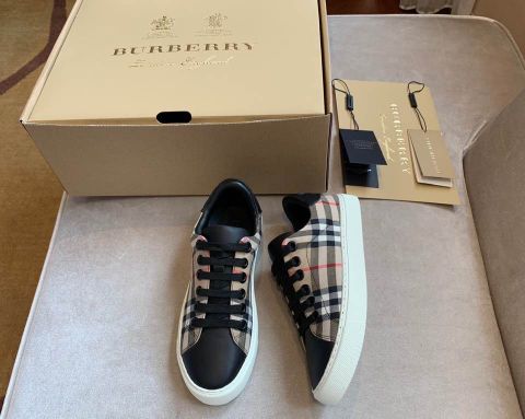 Giày buộc dây nữ BURBERRY kẻ đẹp cao cấp