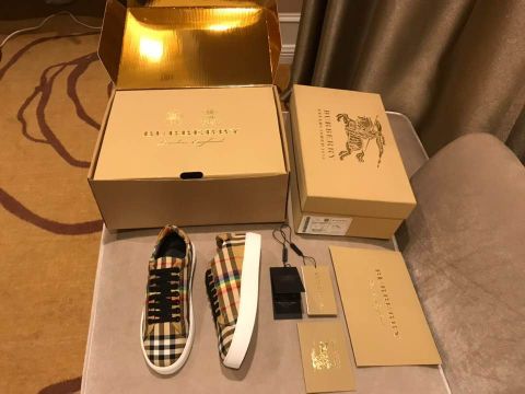 Giày thể thao nữ BURBERRY chất vải kẻ đẹp cao cấp