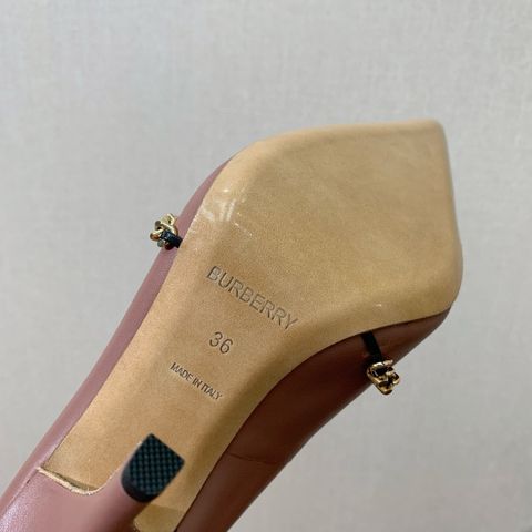 Giày cao gót Burberry* cao 10cm da bò lỳ xích vàng đẹp sang VIP 1:1