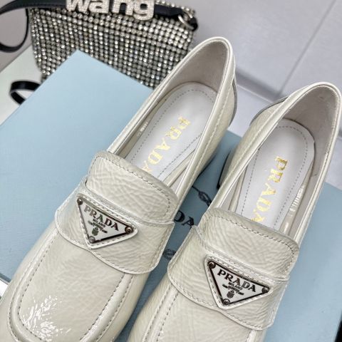 Giày nữ PRADA* gót vuông cao 4,5cm da bóng đẹp sang siêu cấp