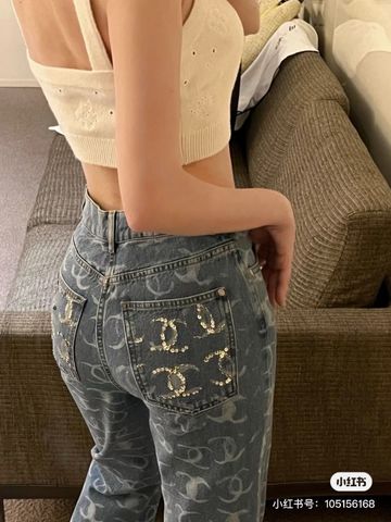 Quần jeans nữ ống loe chanel* hoạ tiết VIP 1:1