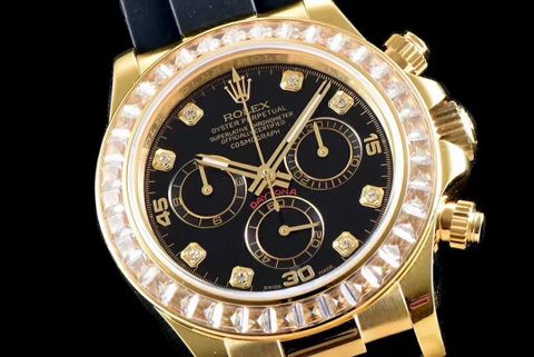 Đồng hồ nam rolex* dây cao su mặt viền kim đẹp VIP 1:1