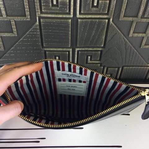 Clutch THOM BROWNE nam nữ phối màu đẹp độc