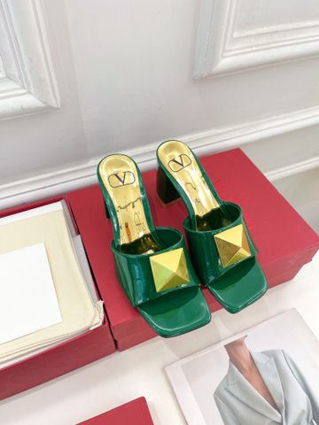 Dép cao gót VALENTINO* Da bóng gót to cao 7cm nẹp đinh vàng đẹp sang SIÊU CẤP