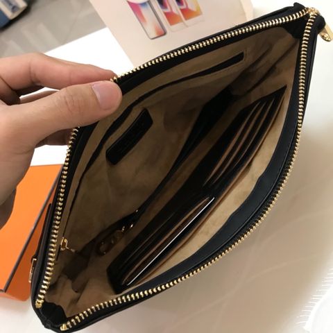 Clutch GUCCI nam nữ da dập hoạ tiết đẹp 28cm