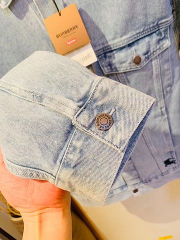Áo khoác jeans nam Burberry* lưng in logo