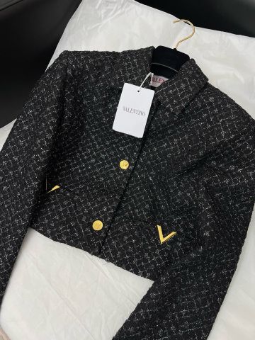 Áo khoác nữ Tweed VALENTINO* khoá vàng đẹp sang VIP 1:1