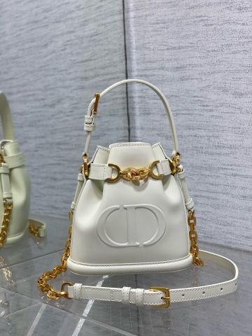 Túi xách nữ Dior* VIP 1:1 da lỳ khoá vàng đẹp sang mẫu mới 2 size 18cm và 24cm