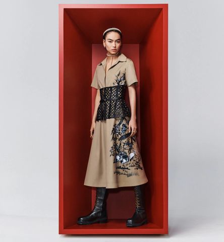 Bộ áo sơ mi và chân váy xoè Dior* phối hoạ tiết đẹp sang SIÊU CẤP