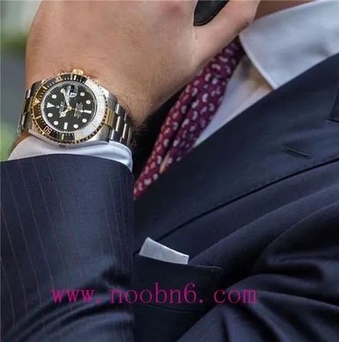 Đồng hồ nam rolex* dây kim loại đẹp SIÊU CẤP