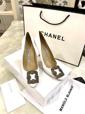 Giày cao gót MANOLO* BLAHNIK* chất lụa satin bóng mũi đá dáng đẹp