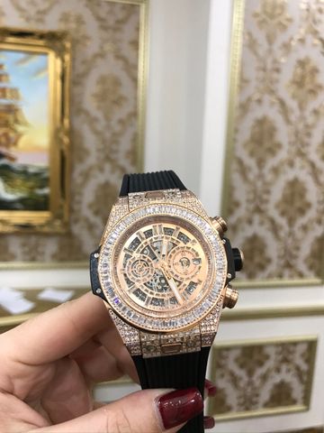 Đồng hồ nam hublot máy cơ mặt nạm kim kiểu cực đẹp và chất