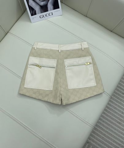 Bộ áo khoác và short GUCCI* hoạ tiết logo trắng kem pha da đẹp VIP 1:1