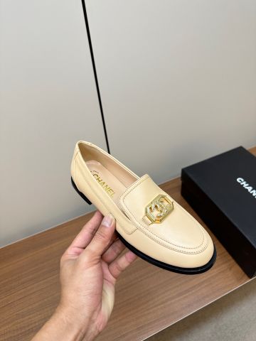 Giày nữ Loafer chanel* da bò phối màu logo vàng đẹp sang thanh lịch VIP 1:1