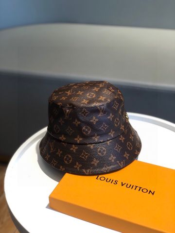 Mũ da LV* hoạ tiết Monogram nâu