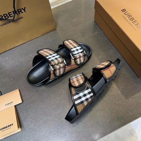 Dép nam nữ Burberry* hoạ tiết kẻ lót da bê đẹp VIP 1:1