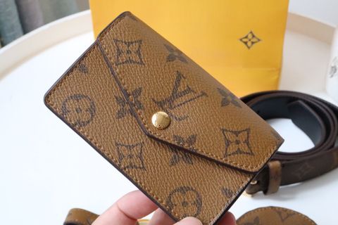 Belt bag LV* hoạ tiết Monogram phối màu kèm 2 ví nhỏ có thể tháo rời sử dụng nhiều kiểu tuỳ chỉnh cùng dây lưng khác rất đẹp tiện VIP 1:1