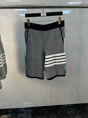 Quần short len nữ THOM* BROWNE* kẻ sọc đẹp VIP 1:1