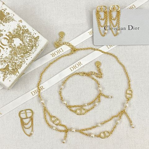 Dây chuyền ngọc Dior* xích vàng phối ngọc trai kiểu siêu đẹp