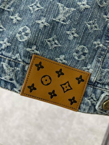 Áo khoác jeans nam LV* hoạ tiết Monogram VIP 1:1