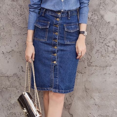 Chân váy jeans khuy đồng kiểu đẹp