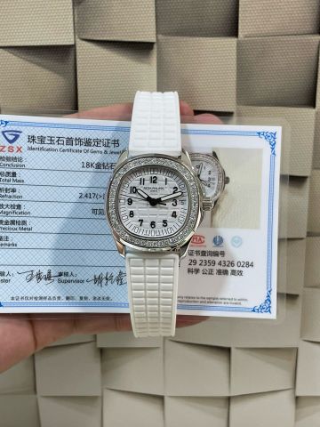 Đồng hồ nữ Patek* Philippe