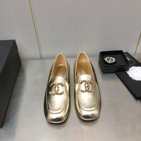 Giày nữ Loafer chanel* da bò logo xích vàng đẹp VIP 1:1