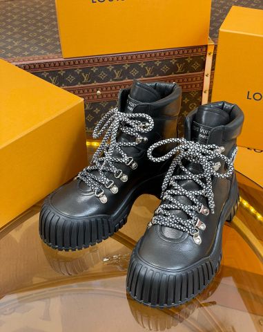 Giày boot LV* cao 5,5cm buộc dây dáng khoẻ đẹp VIP 1:1