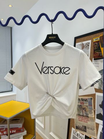 Áo phông nữ VERSACE* ghim băng đẹp độc VIP 1:1