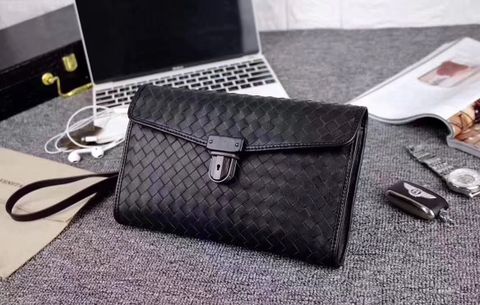 Clutch botega veneta da đan đẹp sang