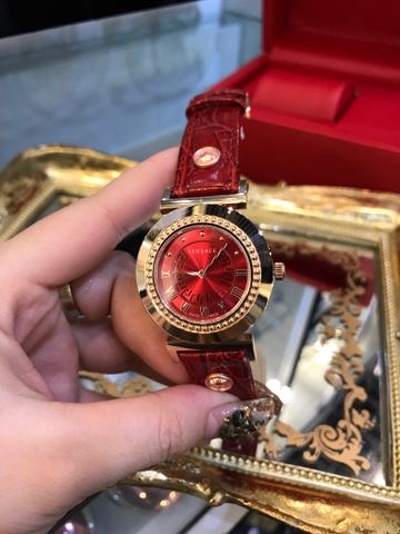 đồng hồ versace dây da đỏ mạ vàng kiểu đẹp mẫu mới nhất