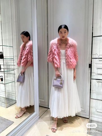 Áo khoác lông thú Dior* đẹp sang VIP 1:1