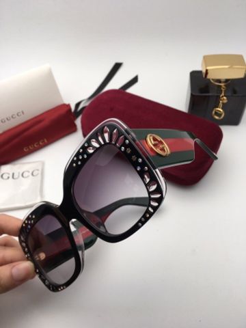 Kính gucci mắt vuông cực sang  Hàng like auth