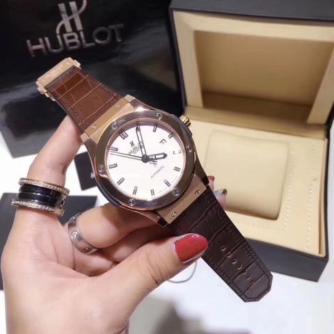 Đồng hồ hublot nam máy cơ case 45mm Sale