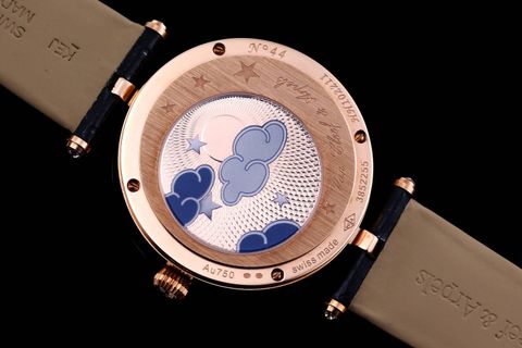 Đồng hồ nữ Van* Cleef* 38mm mặt nạm kim dây da máy cơ VIP 1:1 r