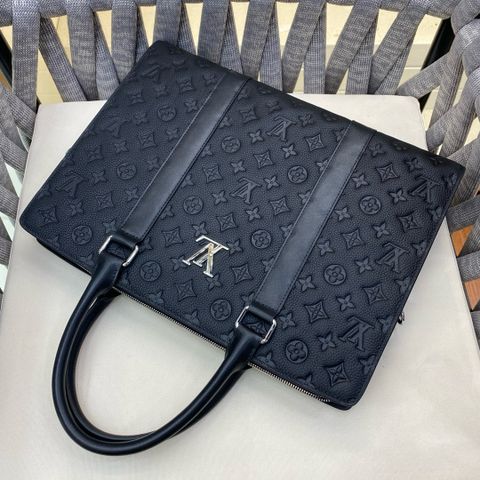 Túi nam Louis* LV* đựng laptop da bò dập nổi hoạ tiết Monogram khoá bạc