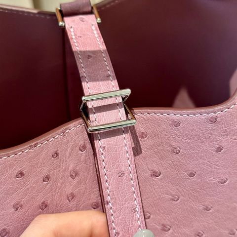 Túi xách nữ Hermes* picotin da đà điểu màu hồng khoá bạc quá đẹp VIP 1:1