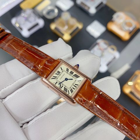 Đồng hồ nữ Cartier* dây cá sấu vỏ mạ vàng