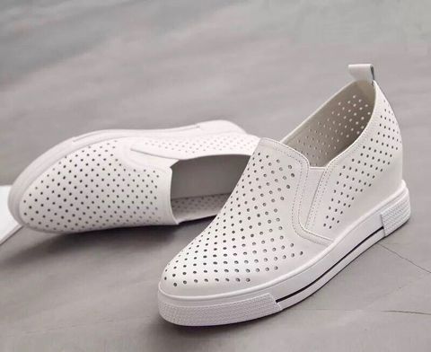 Slip on độn đế 7cm lỗ thoáng khí