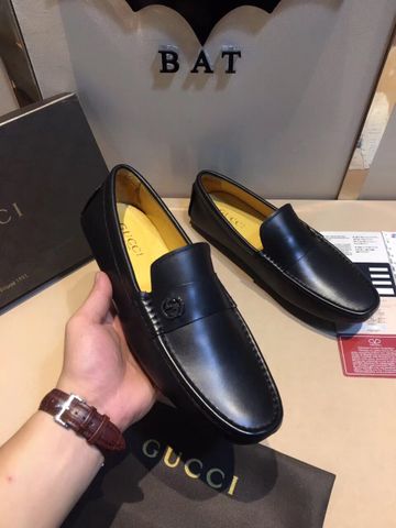 Giày lười gucci da lỳ đẹp