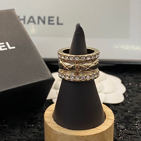 Nhẫn chanel* bản to nạm đá