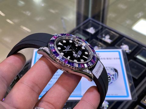 Đồng hồ nam rolex* dây cao su viền đá màu