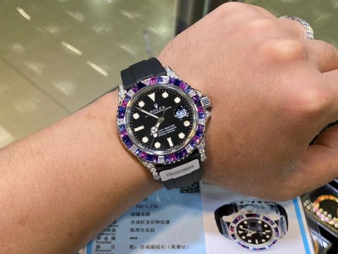 Đồng hồ nam rolex* dây cao su viền đá màu