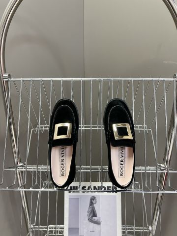 Giày nữ Loafer Roger* Vivie*r da lộn VIP 1:1