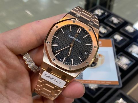 Đồng hồ nam Audemars* Piguet* dây kim loại