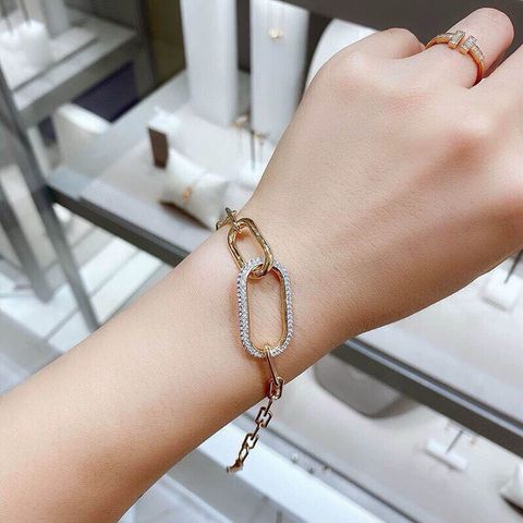 Lắc tay Hàng Mới Về Swarovski