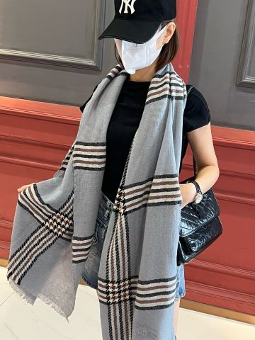 Khăn kẻ Burberry* nam nữ SIÊU CẤP