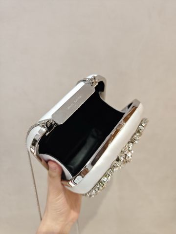 Clutch MANOLO* BLAHNIK* lụa satin đá đẹp sang độc đáo VIP 1:1